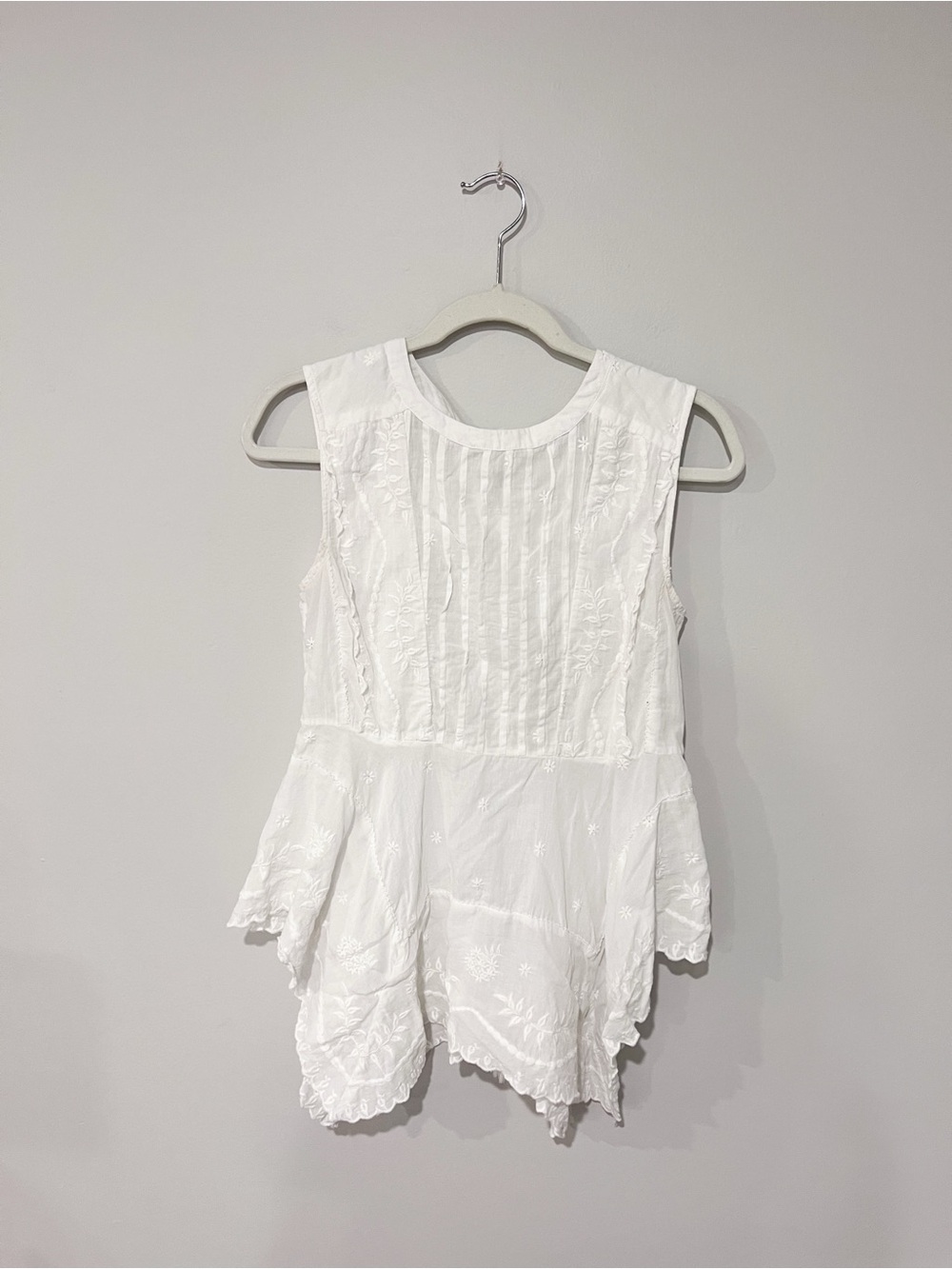 Antik Batik Fantine White Embroidered Tank Top